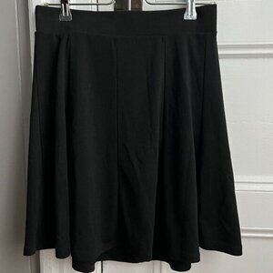 Women's Stretchy A-Line Solid Black Above-Knee Mini Skirt XS